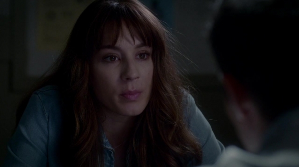 Pretty_Little_Liars_S07E16_WEB-DL_720p_DUAL_WWW_COMANDOTORRENTS_COM_0176.jpg