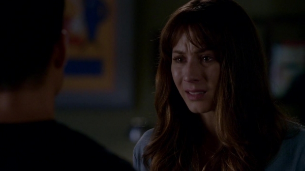 Pretty_Little_Liars_S07E16_WEB-DL_720p_DUAL_WWW_COMANDOTORRENTS_COM_0910.jpg