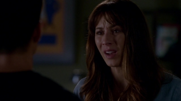 Pretty_Little_Liars_S07E16_WEB-DL_720p_DUAL_WWW_COMANDOTORRENTS_COM_0913.jpg