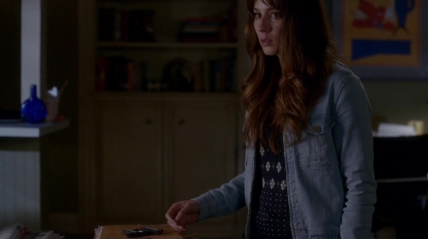 Pretty_Little_Liars_S07E16_WEB-DL_720p_DUAL_WWW_COMANDOTORRENTS_COM_0966.jpg