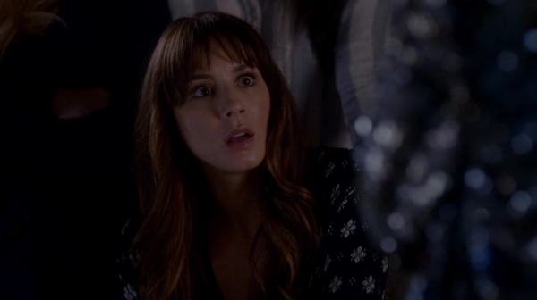 Pretty_Little_Liars_S07E16_WEB-DL_720p_DUAL_WWW_COMANDOTORRENTS_COM_1048.jpg