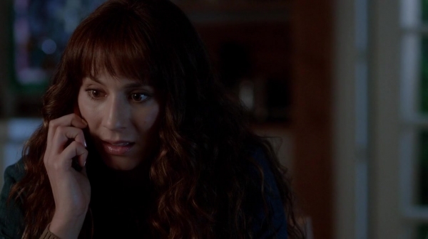 Pretty_Little_Liars_S07E17_WEB-DL_720p_DUAL_WWW_COMANDOTORRENTS_COM_1080.jpg