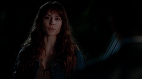 Pretty_Little_Liars_S07E17_WEB-DL_720p_DUAL_WWW_COMANDOTORRENTS_COM_1285.jpg