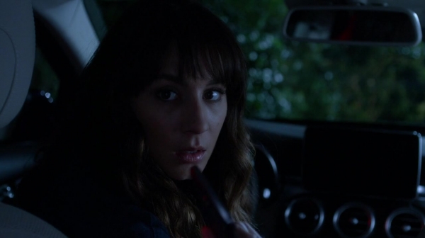 Pretty_Little_Liars_S07E17_WEB-DL_720p_DUAL_WWW_COMANDOTORRENTS_COM_1352.jpg