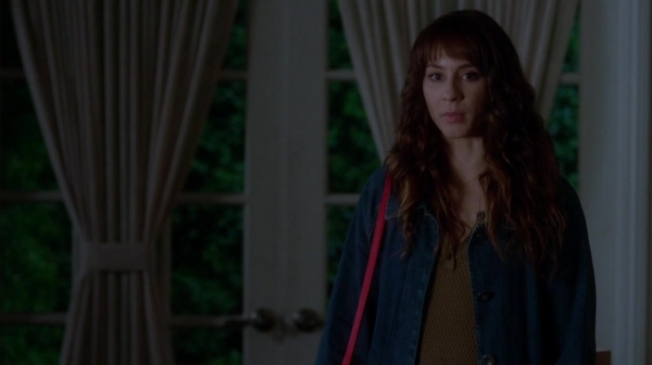 Pretty_Little_Liars_S07E17_WEB-DL_720p_DUAL_WWW_COMANDOTORRENTS_COM_1912.jpg