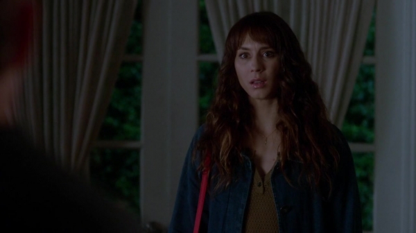 Pretty_Little_Liars_S07E17_WEB-DL_720p_DUAL_WWW_COMANDOTORRENTS_COM_1933.jpg