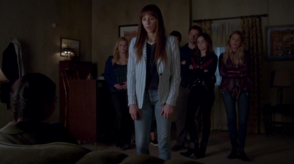 Pretty_Little_Liars_S07E19_WEB-DL_720p_DUAL_WWW_COMANDOTORRENTS_COM_2088.jpg