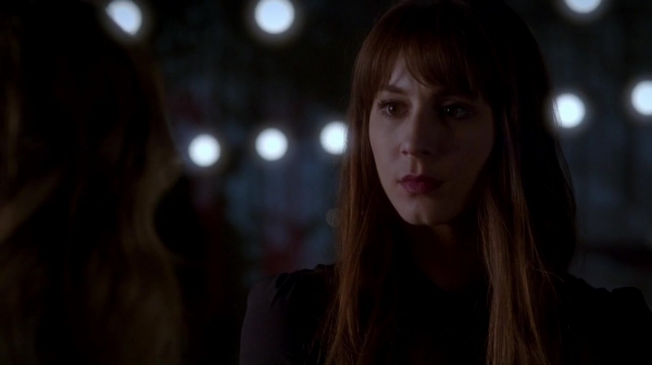Pretty_Little_Liars_S07E20E21_WEB-DL_720p_DUAL_WWW_COMANDOTORRENTS_COM_0900.jpg