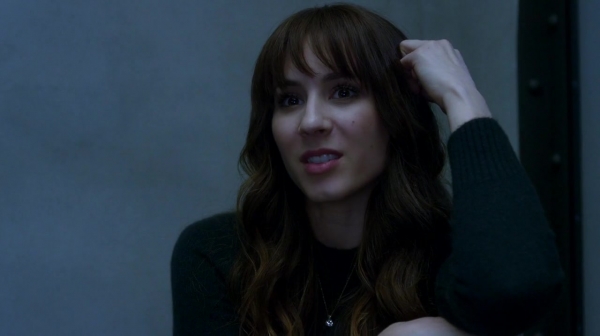 Pretty_Little_Liars_S07E20E21_WEB-DL_720p_DUAL_WWW_COMANDOTORRENTS_COM_2653.jpg