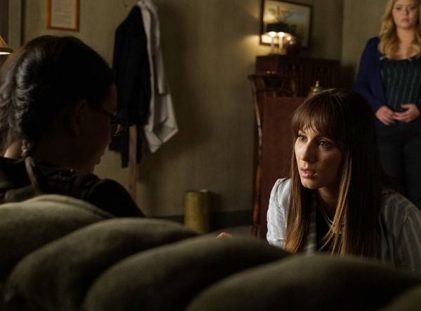 pll719stills-007.jpg