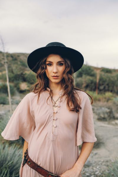 HQ
