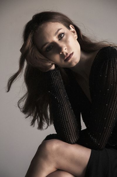 HQ
