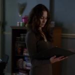 Pretty_Little_Liars_S03E23_BluRay_Rip_720p_Dual_Audio_WWW_TORRENTDOSFILMES_COM_0696.jpg