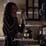 Pretty_Little_Liars_S06E05_720p_HDTV_X264-DIMENSION_0306.jpg