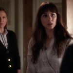 Pretty_Little_Liars_S06E17_We_ve_All_Got_Baggage_720p_WEB-DL_DD5_1_H_264-NTb_2112.jpg