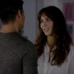 Pretty_Little_Liars_S07E13_WEB-DL_720p_DUAL_WWW_COMANDOTORRENTS_COM_1135.jpg