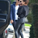 outinla210120-011.jpg